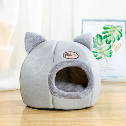 Little Winter Cat Bed Basket Cave - Cat Bed